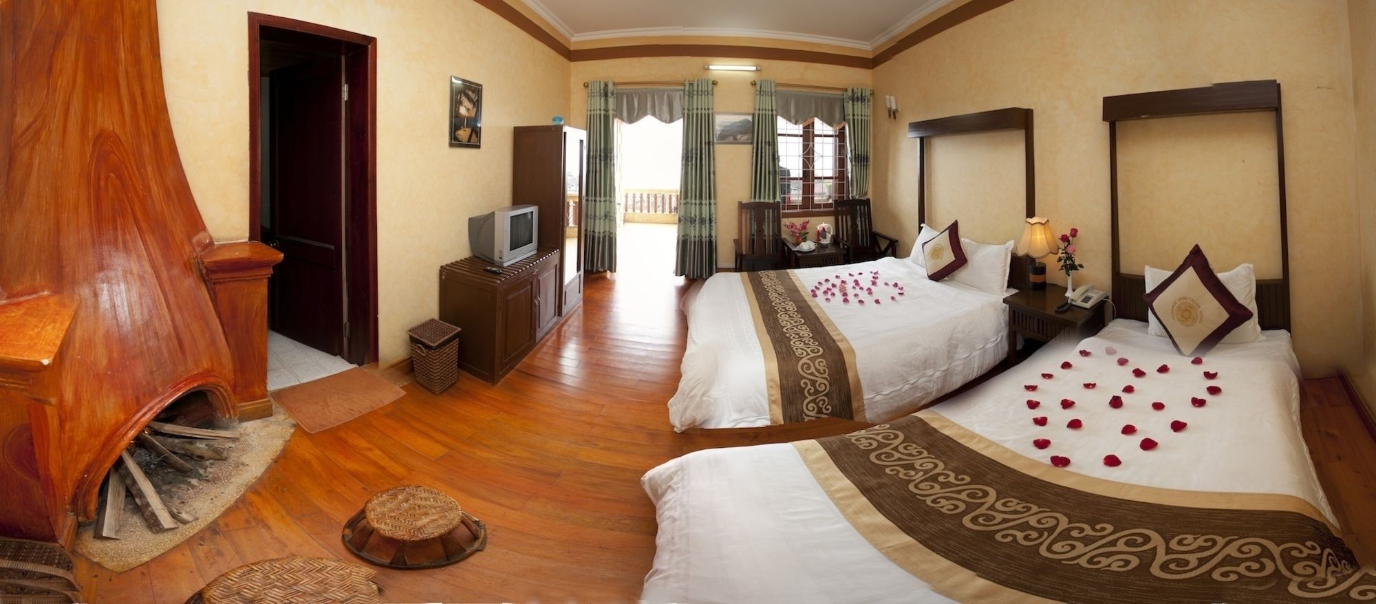 Auberge Dang Trung Hotel Sapa Exterior foto